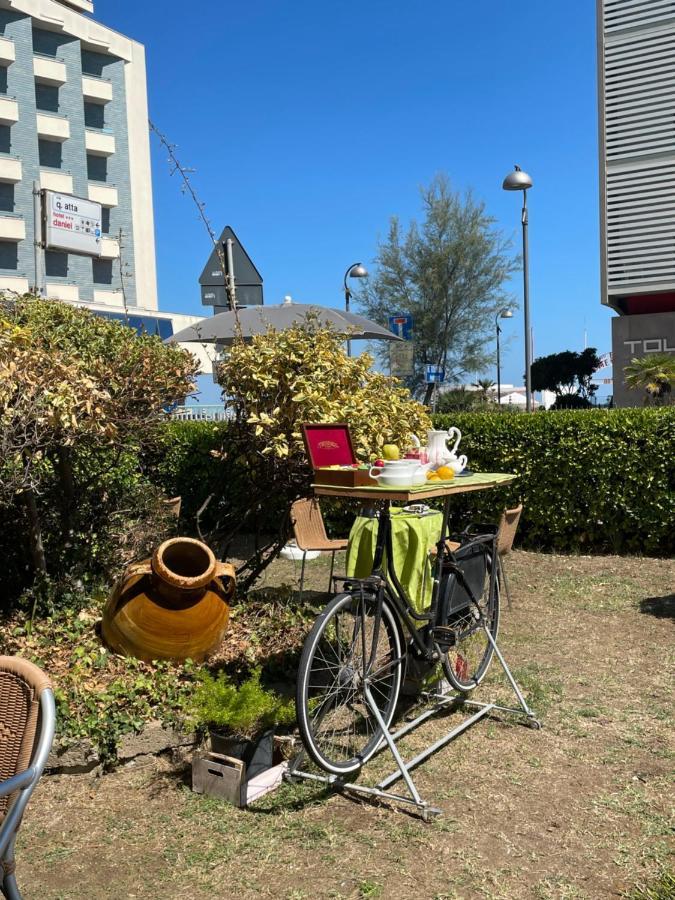 Hotel Diplomatic Bellaria – Igea Marina Kültér fotó